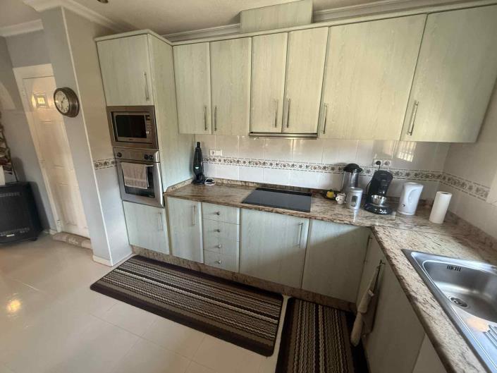 Image No.13-3 Bed Country House for sale