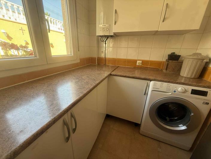 Image No.13-3 Bed Villa / Detached for sale