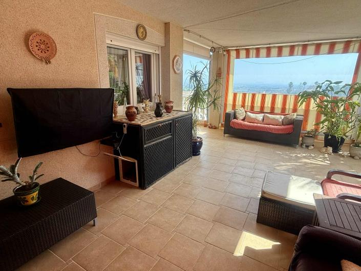 Image No.18-3 Bed Villa / Detached for sale