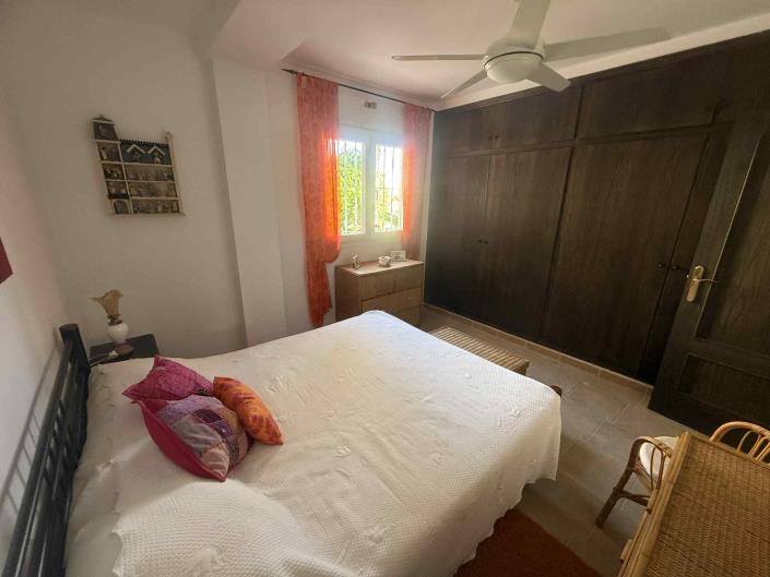 Image No.32-3 Bed Villa / Detached for sale