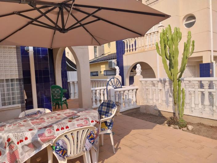 Image No.6-2 Bed Townhouse for sale