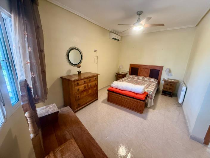 Image No.21-3 Bed Country House for sale