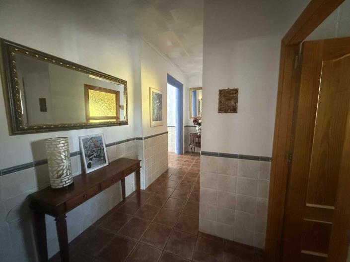 Image No.10-3 Bed Country House for sale