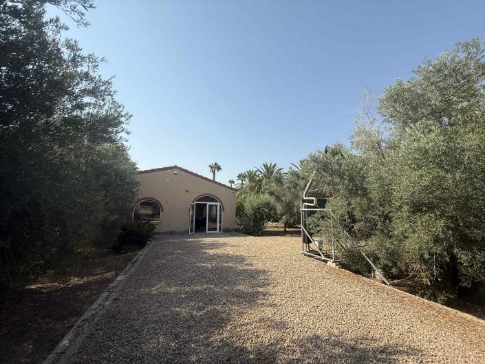 Image No.26-3 Bed Country House for sale