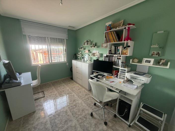 Image No.16-3 Bed Country House for sale