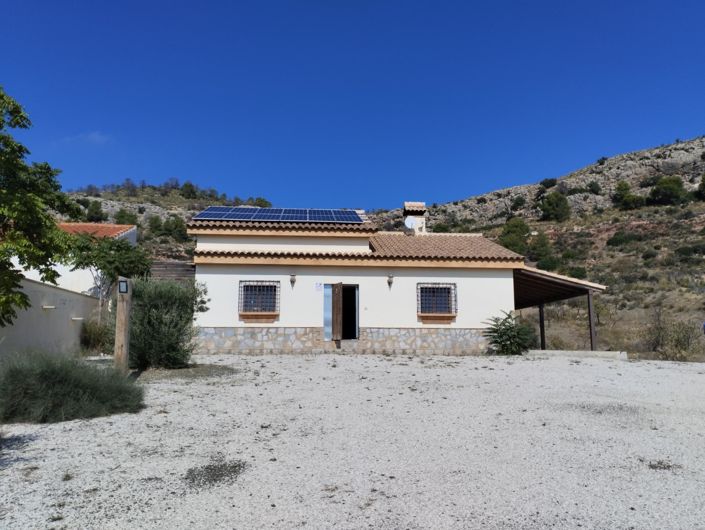 Image No.2-3 Bed Country House for sale