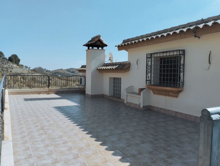 Image No.21-3 Bed Country House for sale