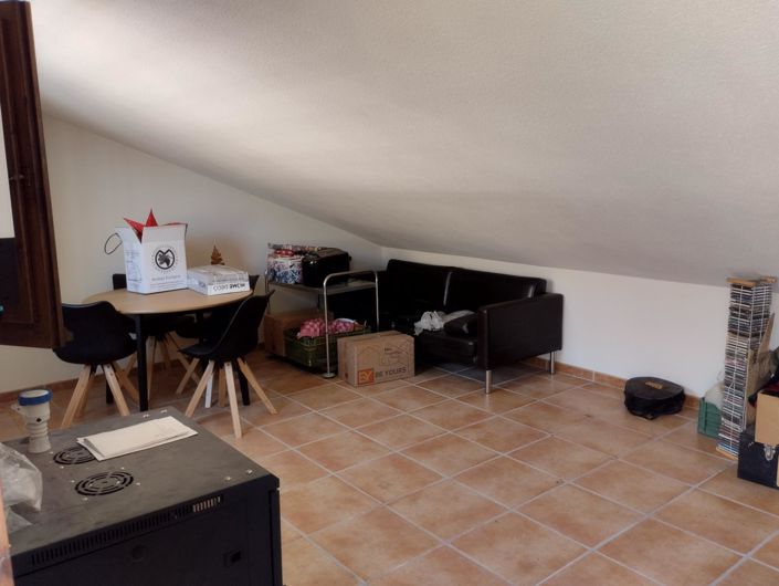 Image No.24-3 Bed Country House for sale