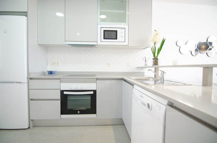 Image No.8-2 Bed Apartment for sale