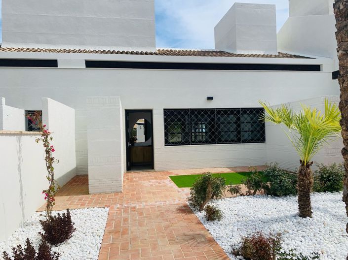 Image No.1-2 Bed Property for sale