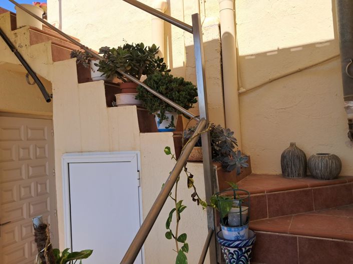 Image No.11-2 Bed Villa for sale