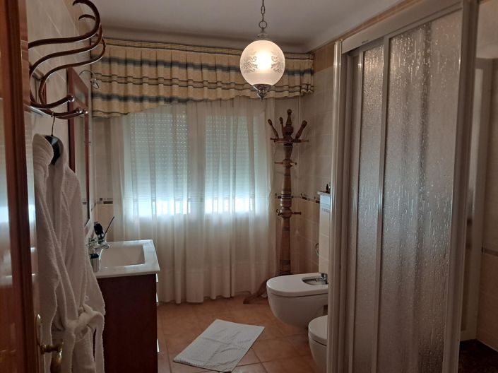 Image No.13-2 Bed Villa for sale