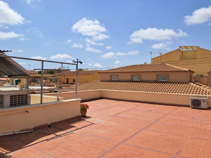 Image No.3-2 Bed Villa for sale