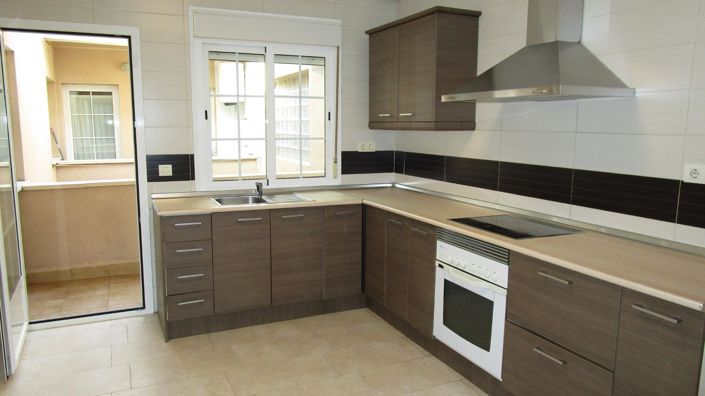 Image No.1-3 Bed Apartment for sale