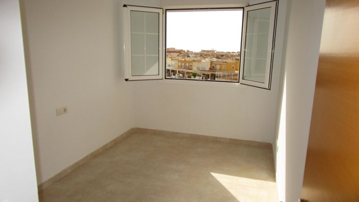 Image No.16-3 Bed Apartment for sale