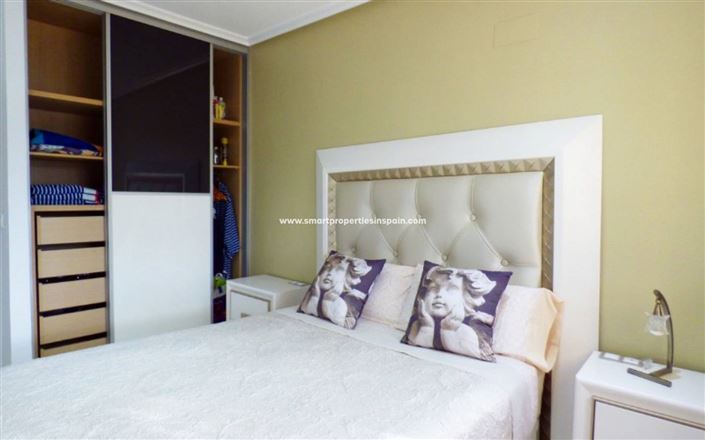 Image No.12-5 Bed Country House for sale