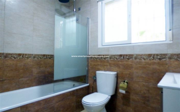 Image No.14-5 Bed Country House for sale