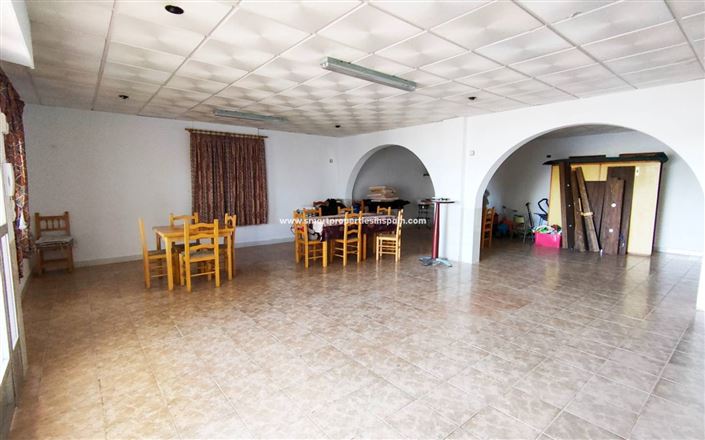 Image No.19-7 Bed Villa for sale