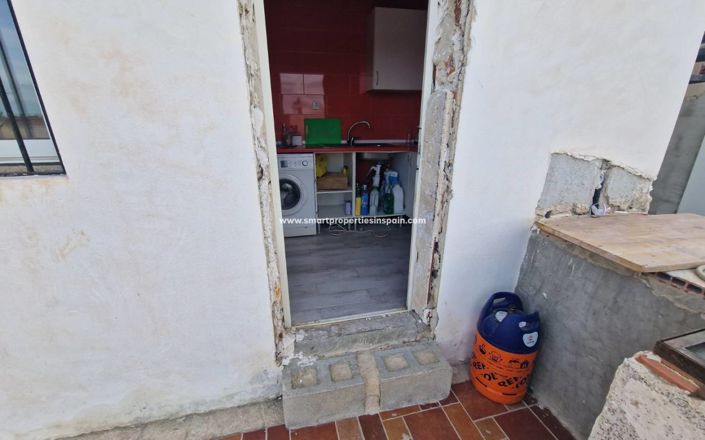 Image No.12-4 Bed Country House for sale