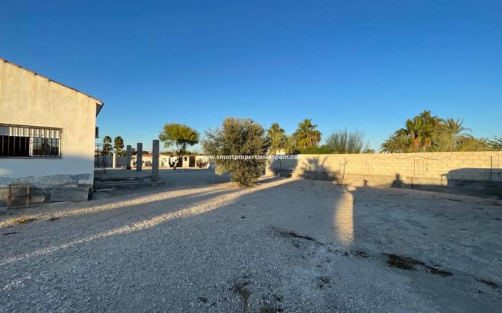 Image No.25-4 Bed Country House for sale