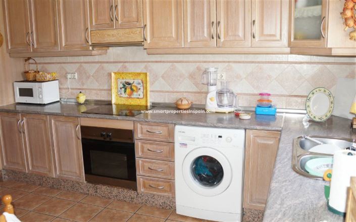 Image No.15-3 Bed House for sale