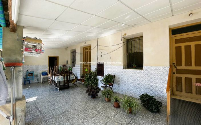 Image No.11-3 Bed Country House for sale