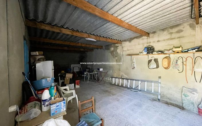 Image No.20-3 Bed Country House for sale