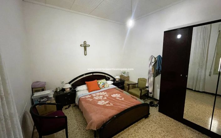 Image No.9-3 Bed Country House for sale