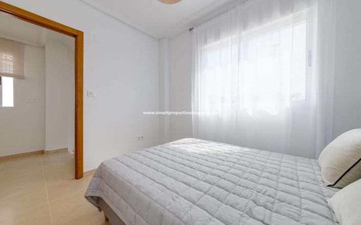 Image No.19-3 Bed Villa for sale