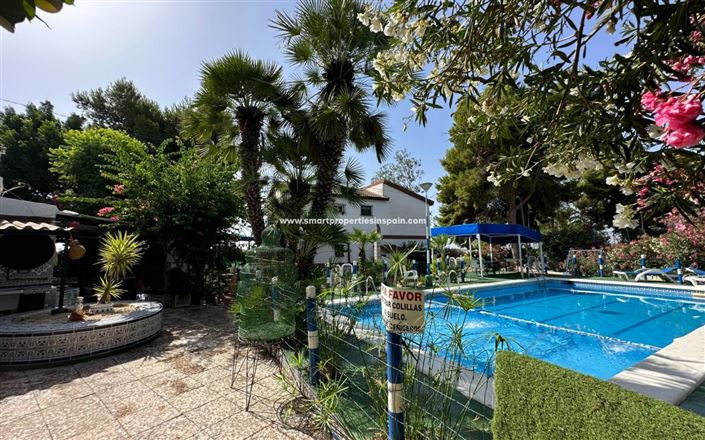 Image No.24-3 Bed Country House for sale