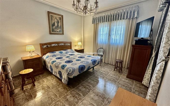 Image No.16-5 Bed Villa for sale