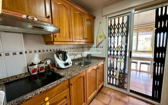 Image No.8-2 Bed Townhouse for sale