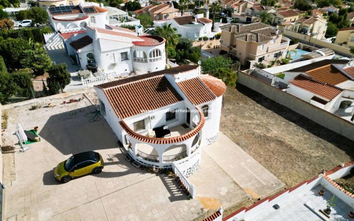 Image No.16-3 Bed Villa for sale