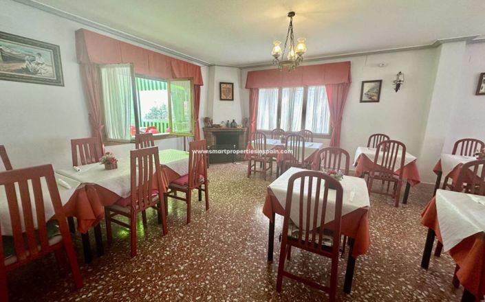 Image No.5-1 Bed Commercial for sale