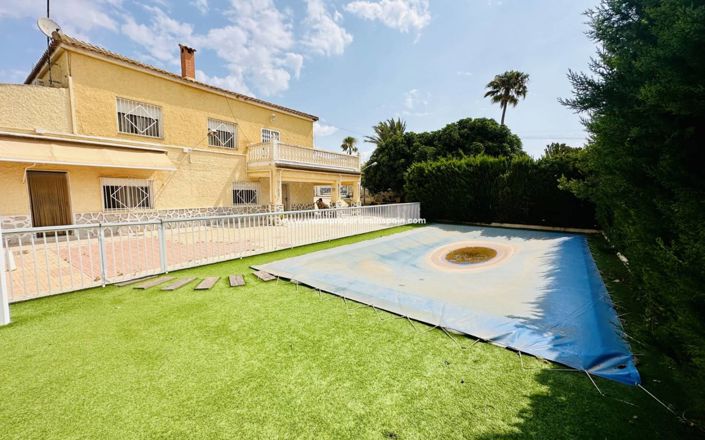 Image No.31-8 Bed Villa for sale