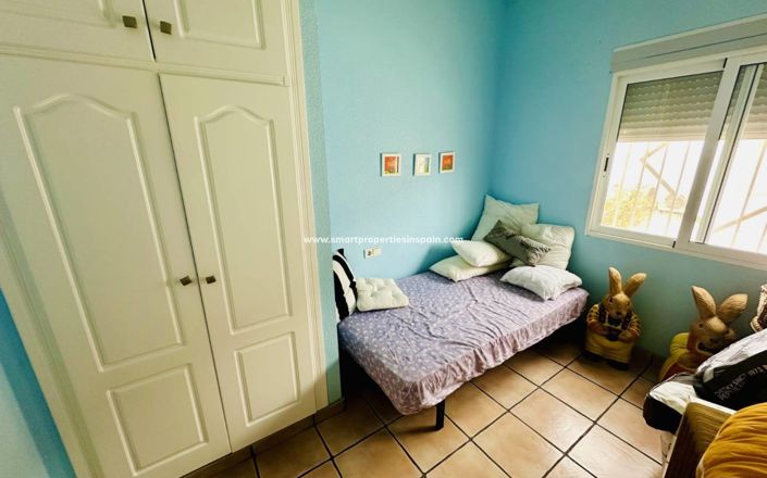 Image No.11-8 Bed Villa for sale