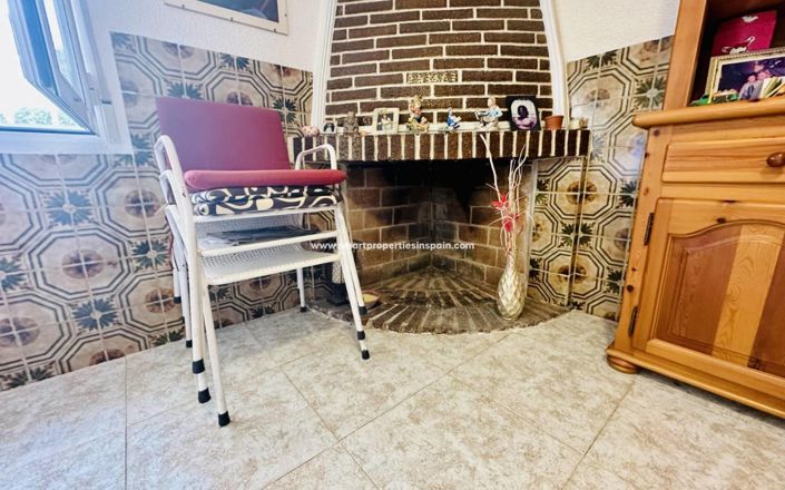 Image No.16-8 Bed Villa for sale