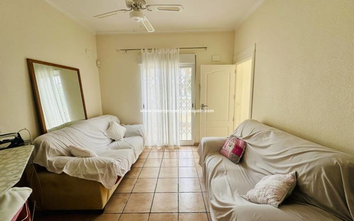 Image No.3-8 Bed Villa for sale