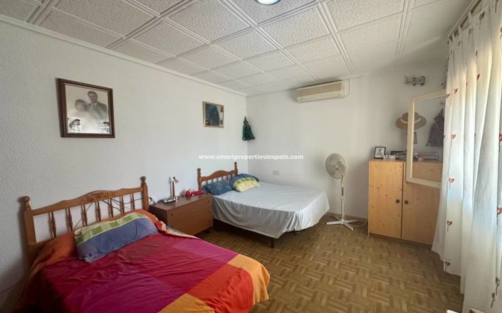 Image No.14-3 Bed Villa for sale