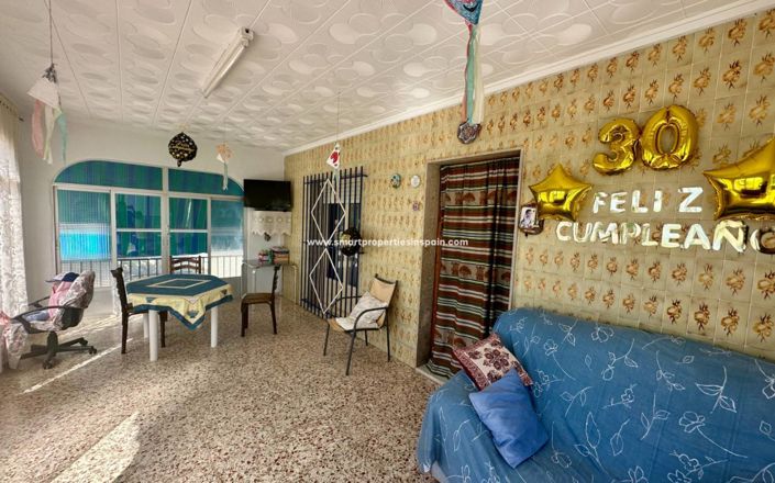 Image No.2-3 Bed Villa for sale