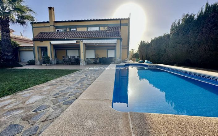 Image No.39-6 Bed Villa for sale