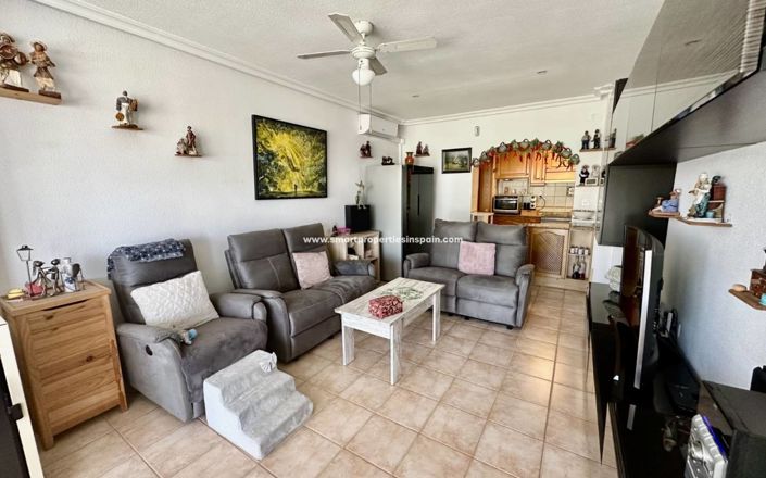 Image No.6-4 Bed Property for sale