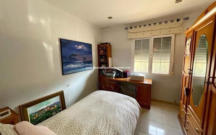 Image No.15-7 Bed Villa for sale