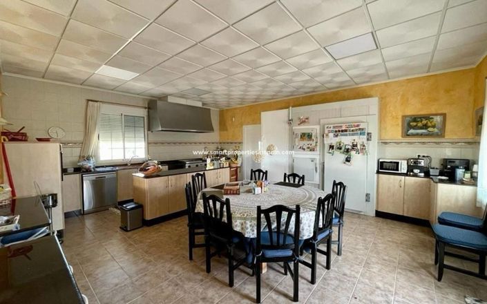 Image No.18-7 Bed Villa for sale