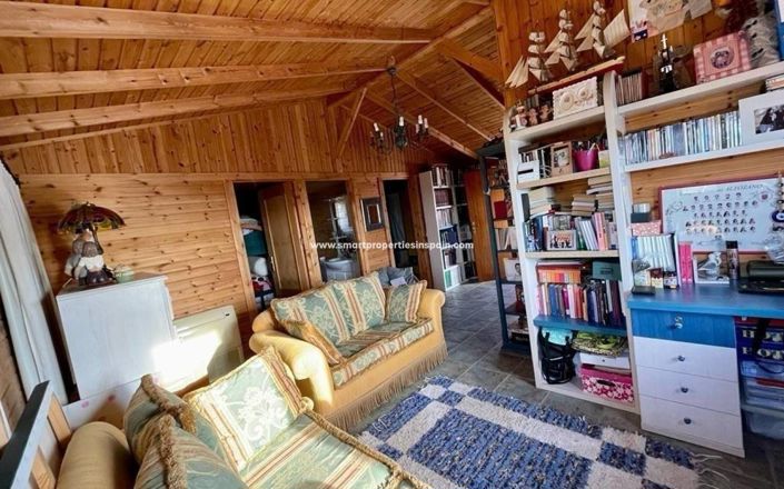 Image No.27-7 Bed Villa for sale