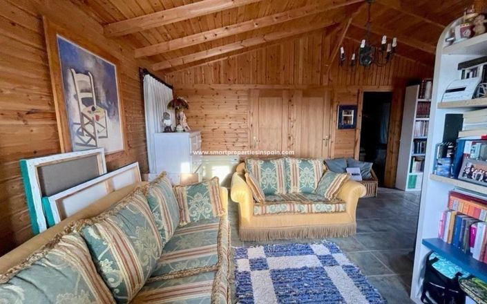 Image No.28-7 Bed Villa for sale