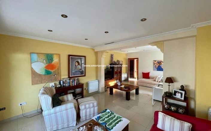 Image No.5-7 Bed Villa for sale