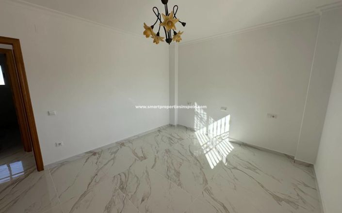 Image No.12-4 Bed Villa for sale