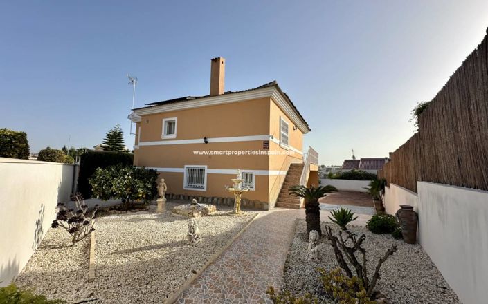 Image No.28-4 Bed Villa for sale