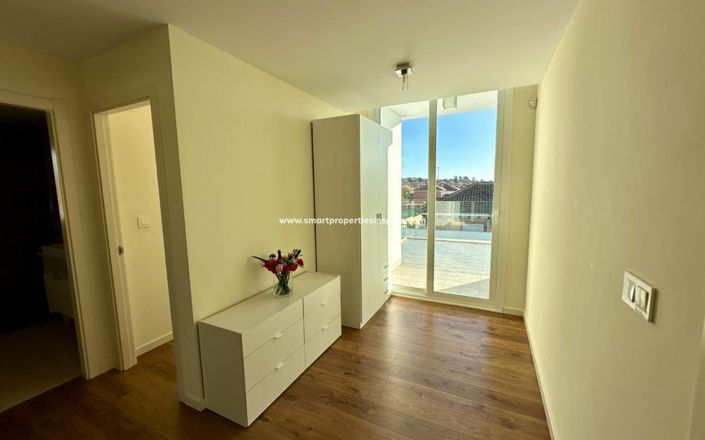 Image No.13-4 Bed Villa for sale